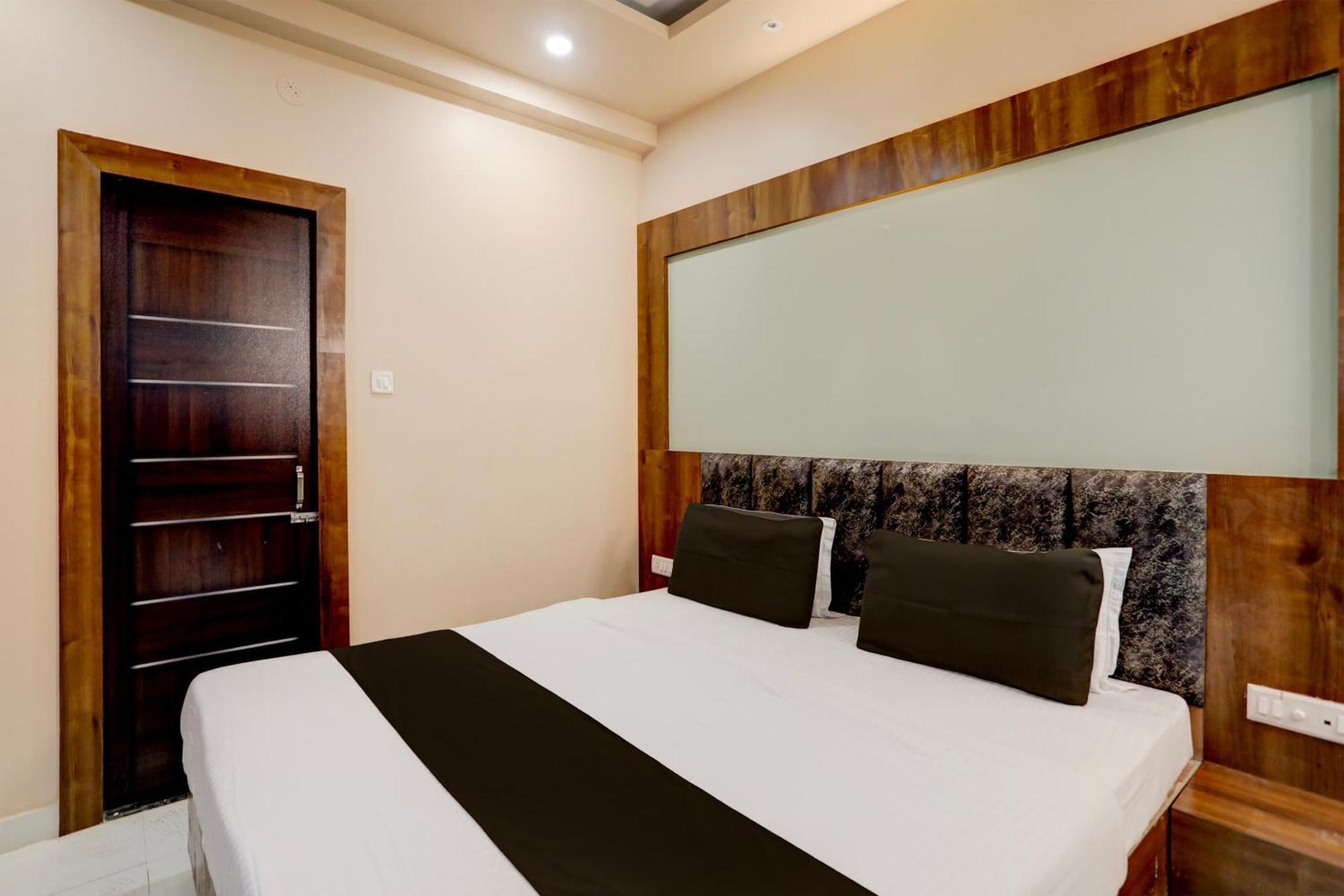 Hotel O Ruby House 푸리 외부 사진